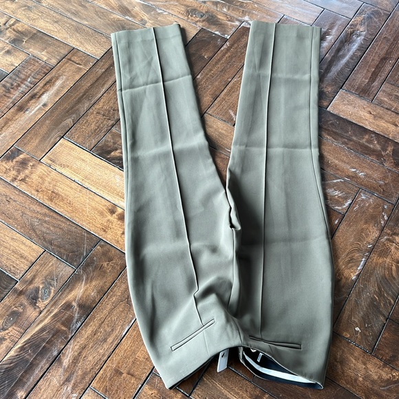 Olive green single pleat size12 extra long Trouser